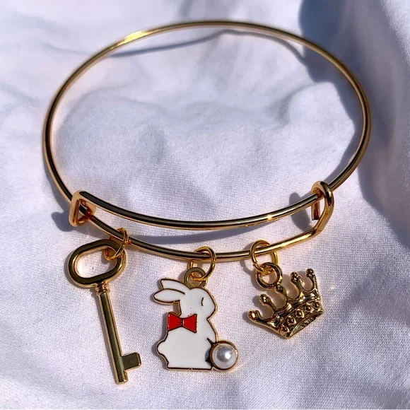 Brand New! Handmade! Adjustable Charm Bracelet - Picture 1 of 3